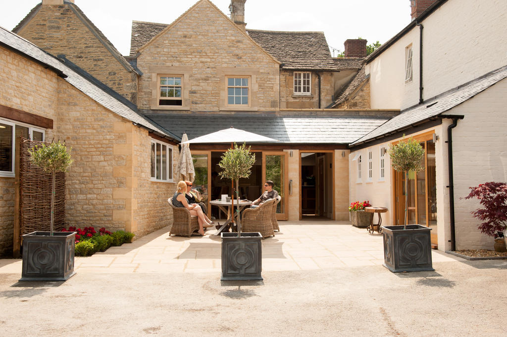 The Wychwood Inn Shipton under Wychwood Экстерьер фото