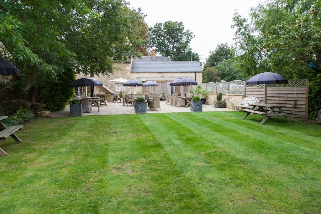 The Wychwood Inn Shipton under Wychwood Экстерьер фото
