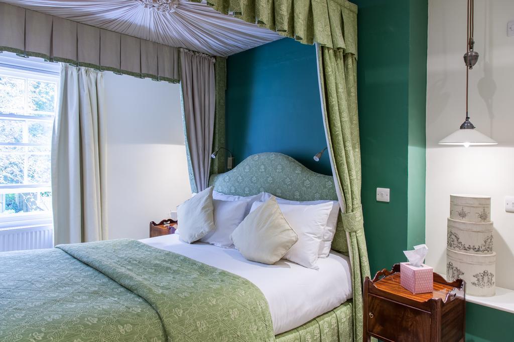 The Wychwood Inn Shipton under Wychwood Экстерьер фото
