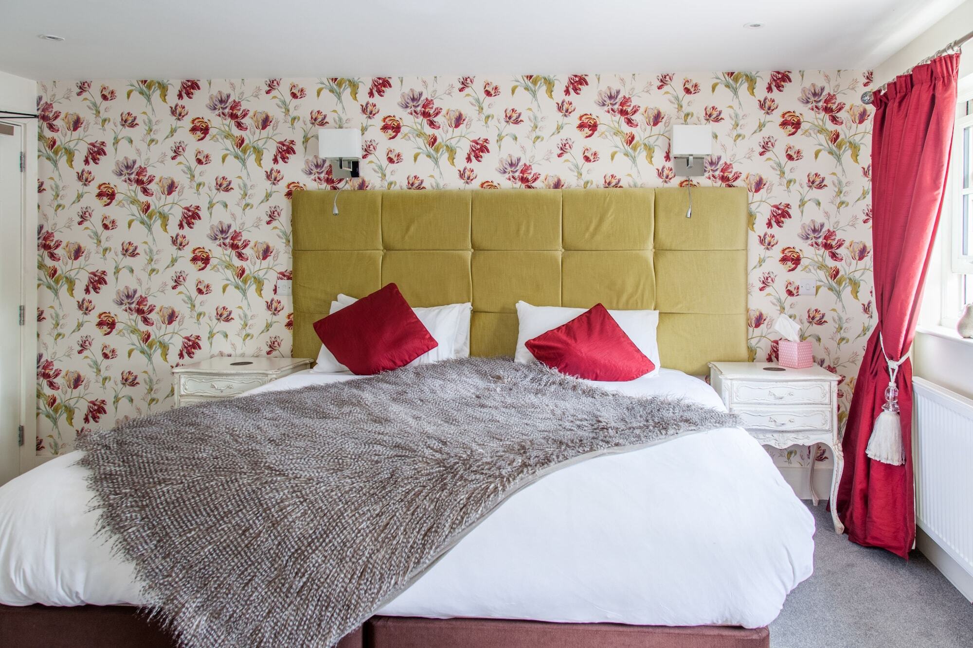 The Wychwood Inn Shipton under Wychwood Экстерьер фото